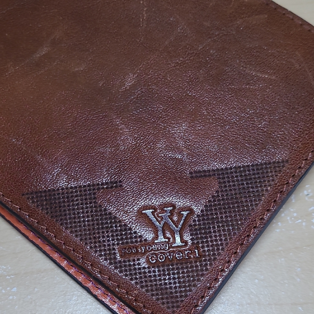 You Young Coveri Vera Pelle Men's Bifold Wallet Jewel Tone Interior NEW